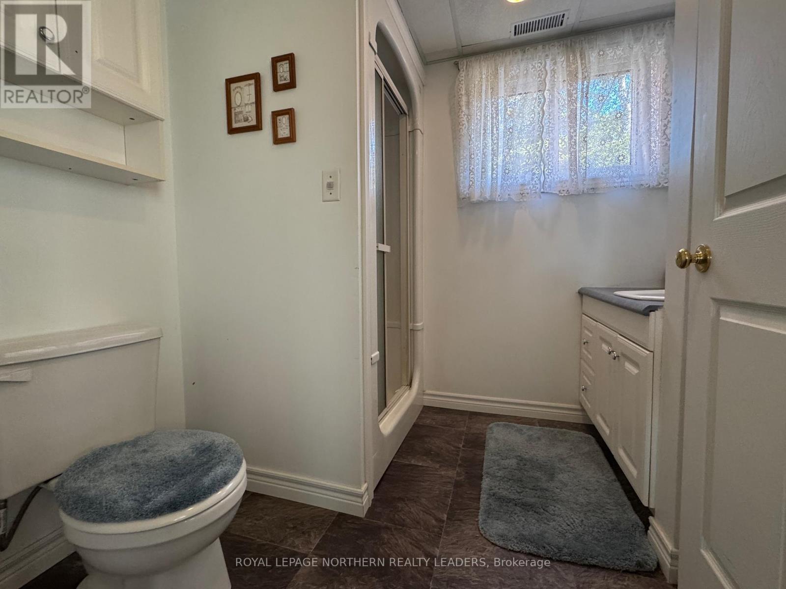 












LOT 25 MUNRO TWP

,
Black River-Matheson (Matheson),




Ontario
P0K1N0

