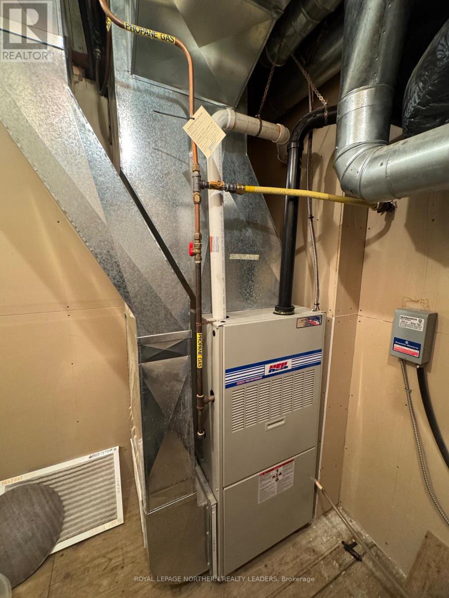 












LOT 25 MUNRO TWP

,
Black River-Matheson (Matheson),




Ontario
P0K1N0

