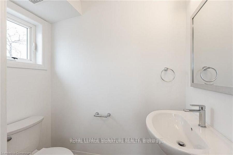 









777


Beach

Boulevard,
Hamilton,




ON
L8H 6Y5

