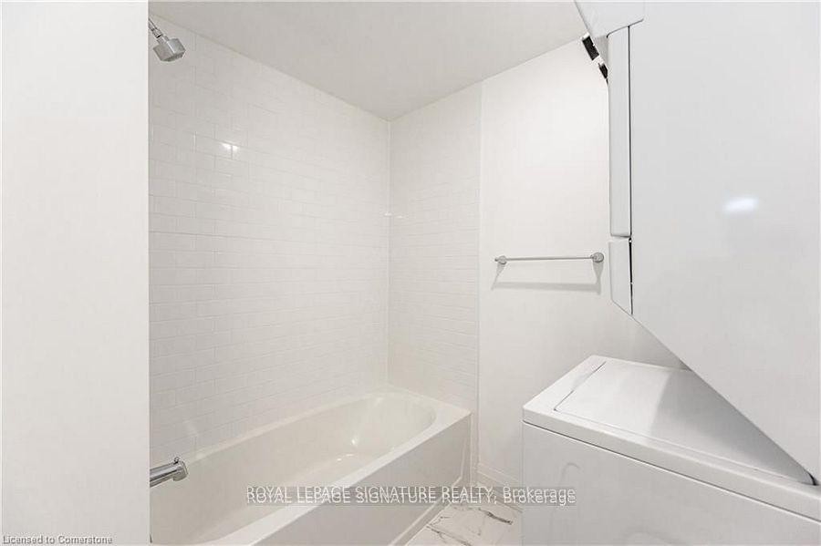 









777


Beach

Boulevard,
Hamilton,




ON
L8H 6Y5

