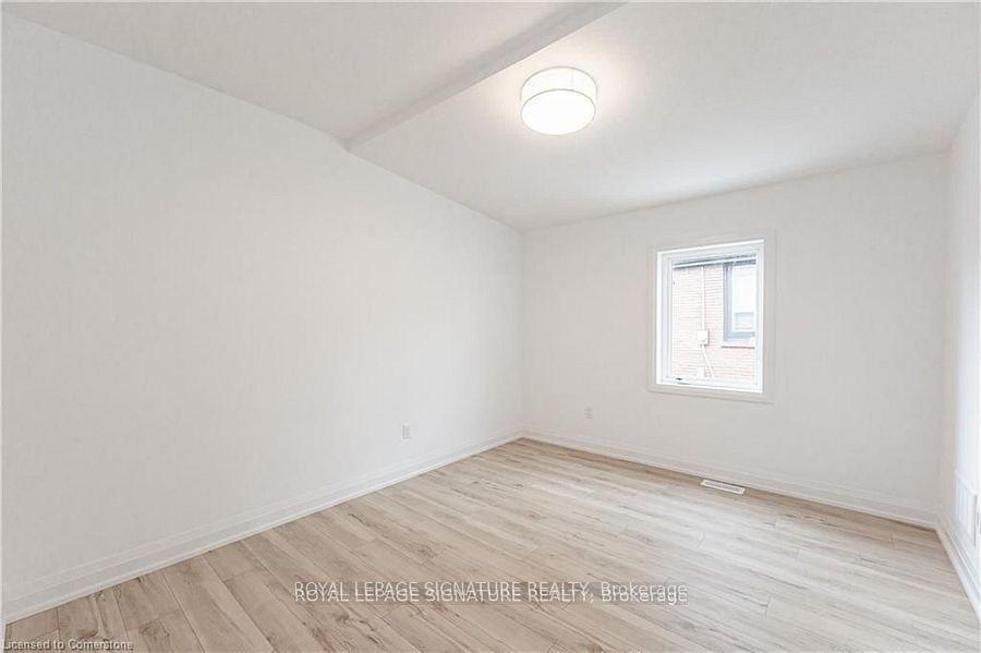 









777


Beach

Boulevard,
Hamilton,




ON
L8H 6Y5

