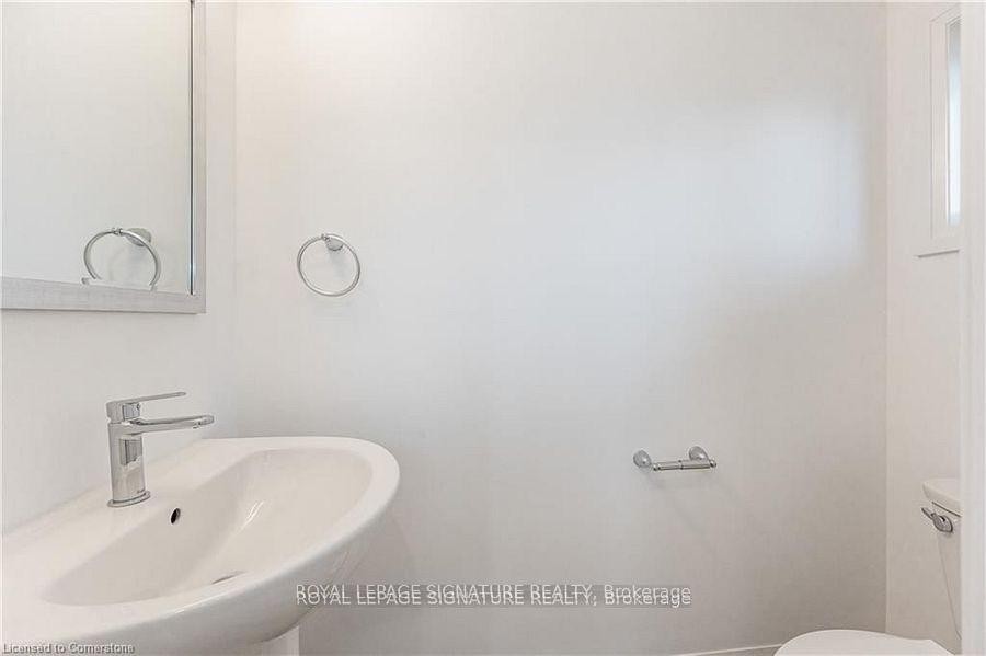 









777


Beach

Boulevard,
Hamilton,




ON
L8H 6Y5

