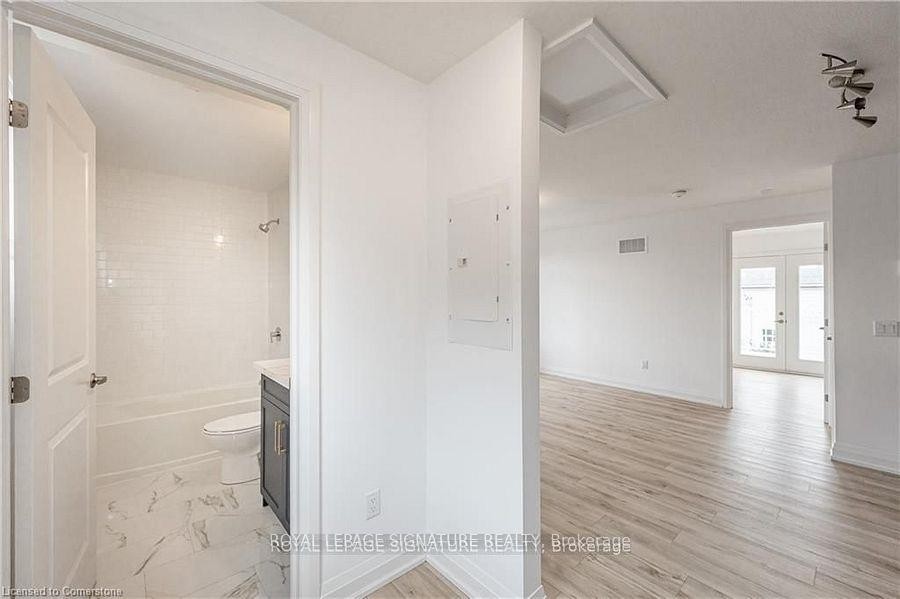 









777


Beach

Boulevard,
Hamilton,




ON
L8H 6Y5

