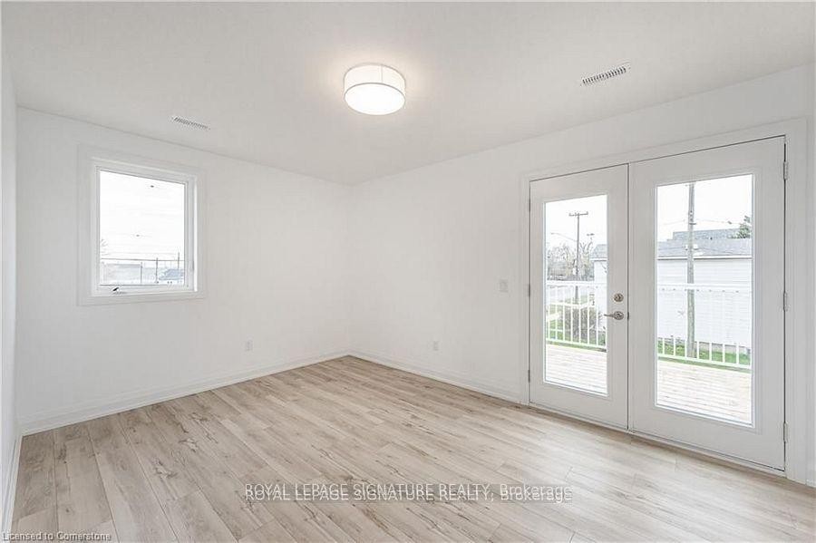 









777


Beach

Boulevard,
Hamilton,




ON
L8H 6Y5

