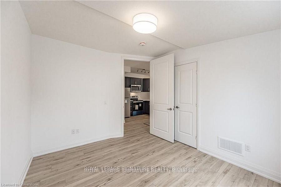 









777


Beach

Boulevard,
Hamilton,




ON
L8H 6Y5

