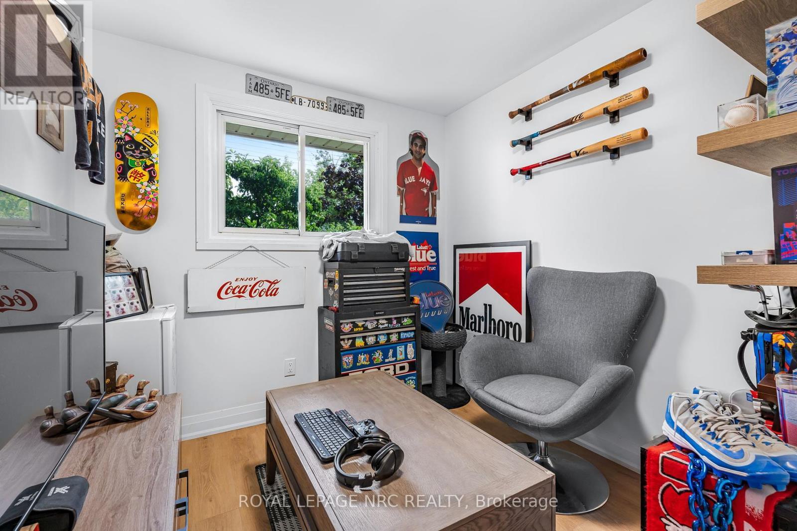 












200 ST AUGUSTINE DRIVE

,
St. Catharines (Secord Woods),




Ontario
L2P3P8


