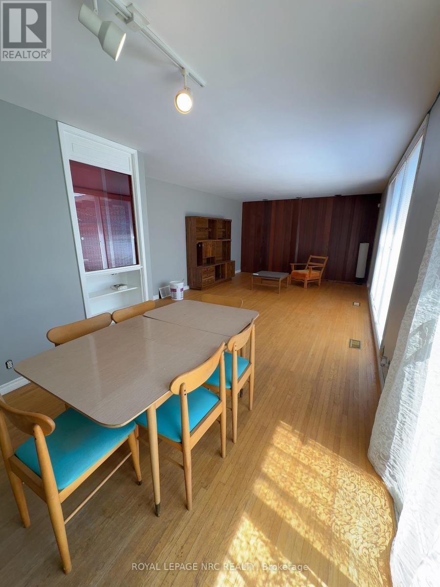 












4207/4213 DRUMMOND ROAD

,
Niagara Falls (Morrison),




Ontario
L2E6C2

