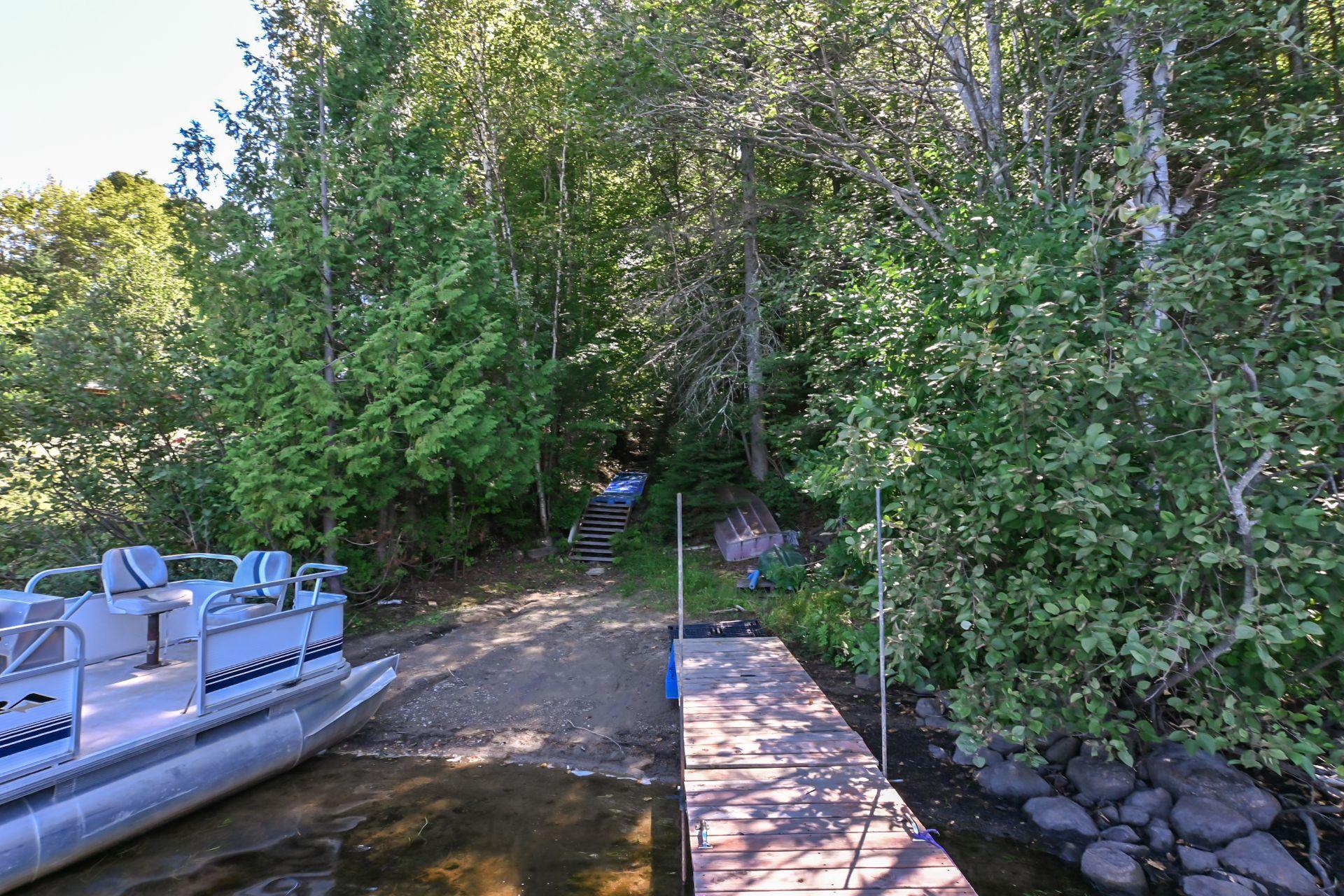 









191


Rue Bonin

,
Saint-Jean-de-Matha,




QC
J0K2S0

