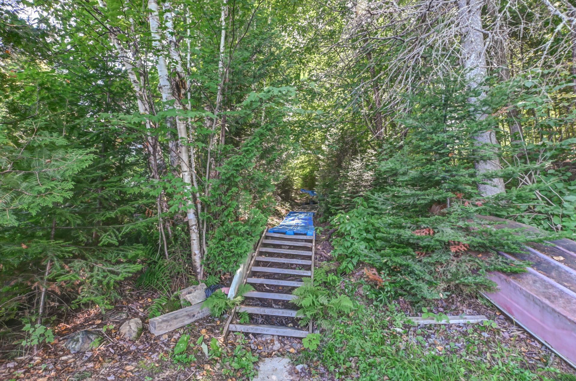 









191


Rue Bonin

,
Saint-Jean-de-Matha,




QC
J0K2S0

