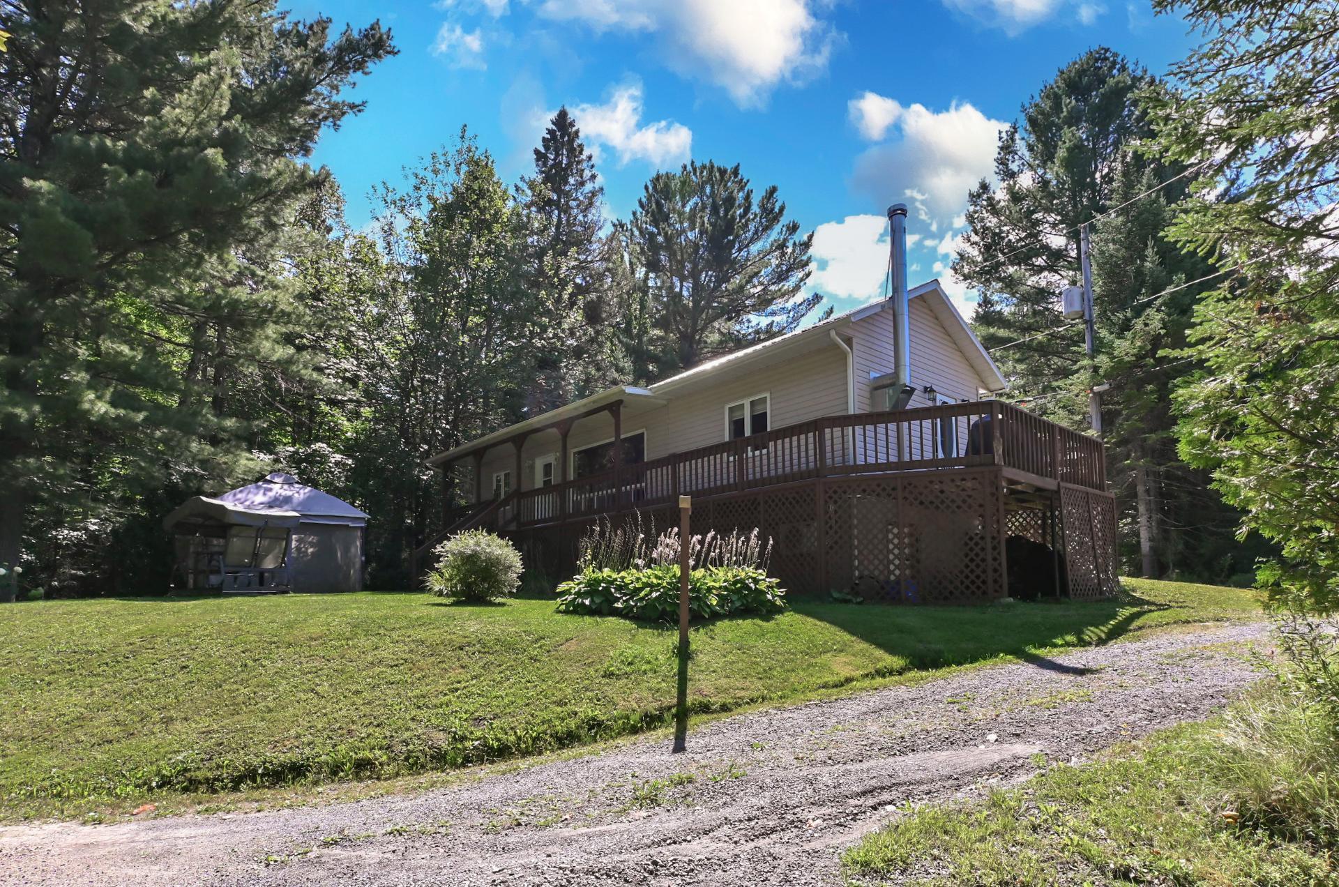 









191


Rue Bonin

,
Saint-Jean-de-Matha,




QC
J0K2S0

