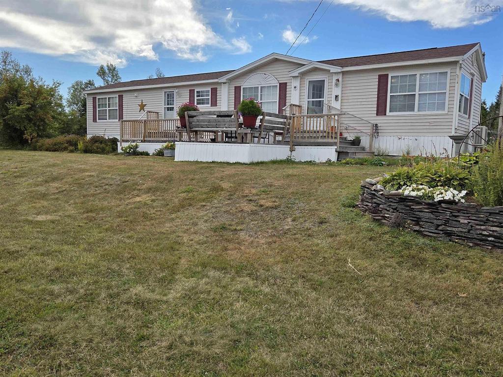 












163 River Road

,
Kemptown,




NS
B6L 2R6

