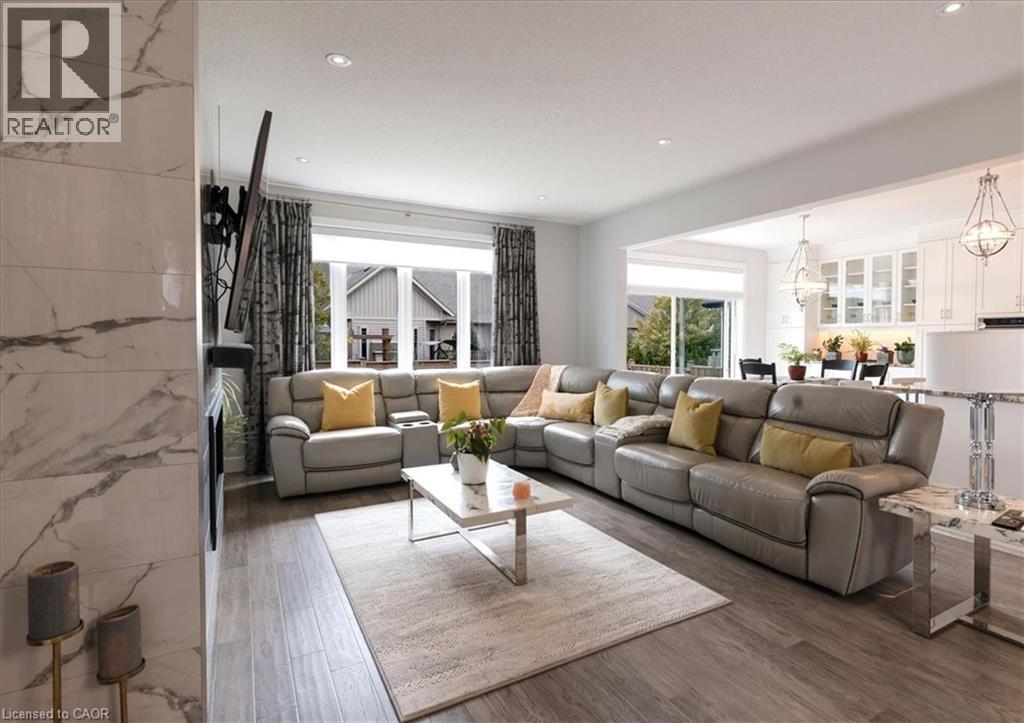 












20 FESTIVAL Way

,
Binbrook,




Ontario
L0R1C0

