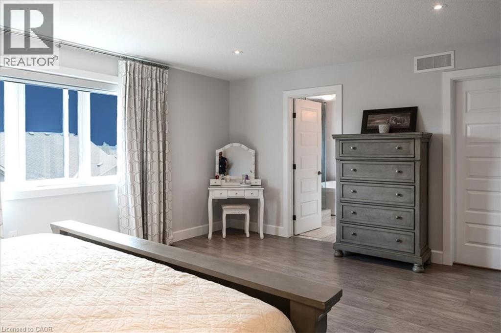 












20 FESTIVAL Way

,
Binbrook,




Ontario
L0R1C0

