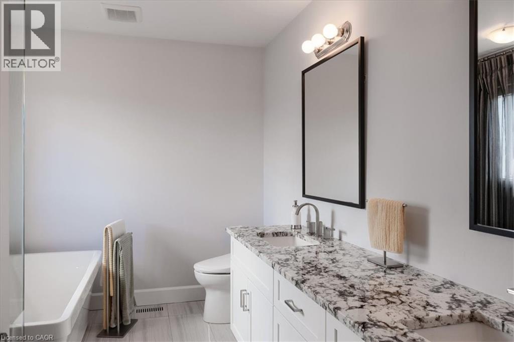 












20 FESTIVAL Way

,
Binbrook,




Ontario
L0R1C0

