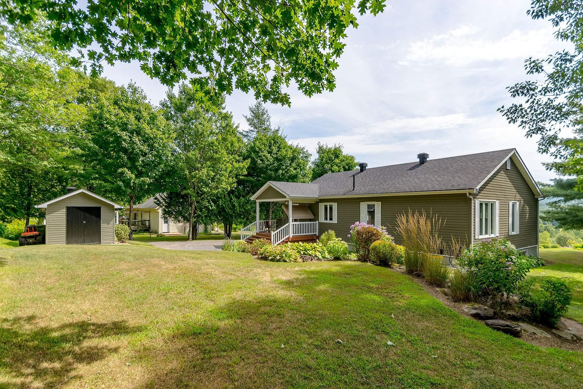 









240


Ch. Harvey

,
Sutton,




QC
J0E2K0

