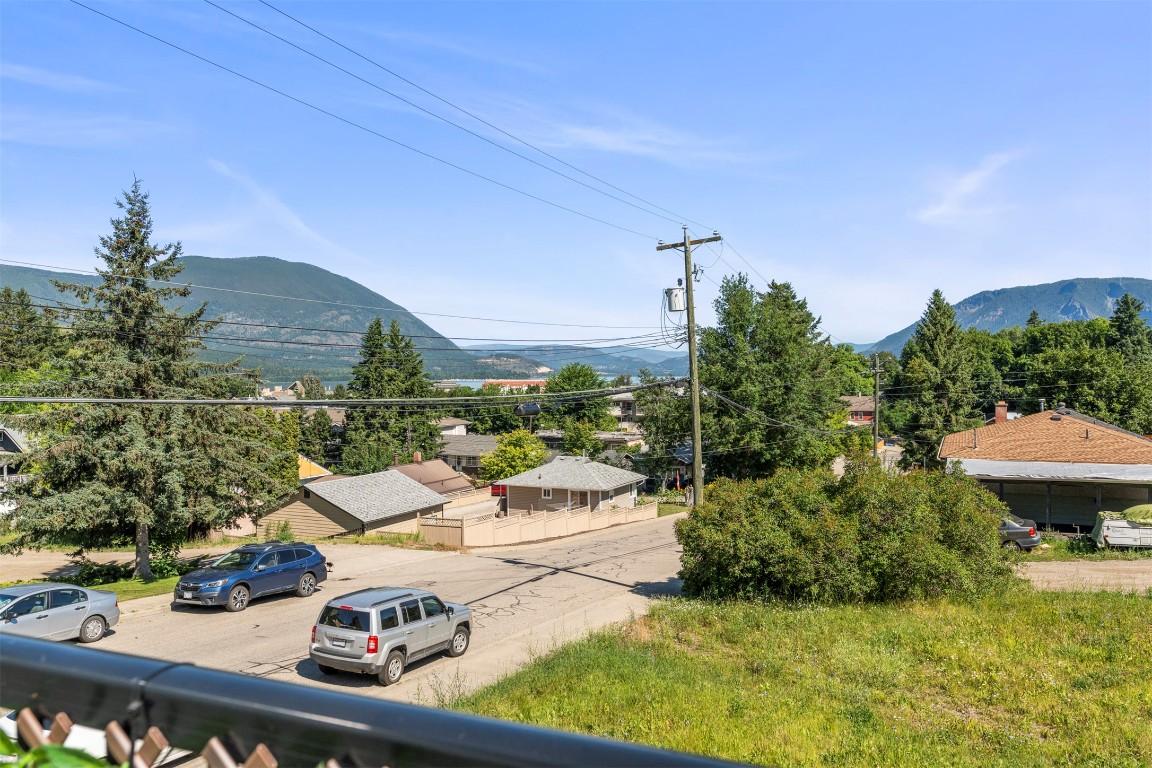 









230


6

Street,
Salmon Arm,




BC
V1E 4E8

