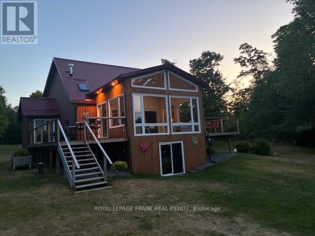 












1115A STEENBURG LAKE ROAD N

,
Limerick,




Ontario
K0L1W0

