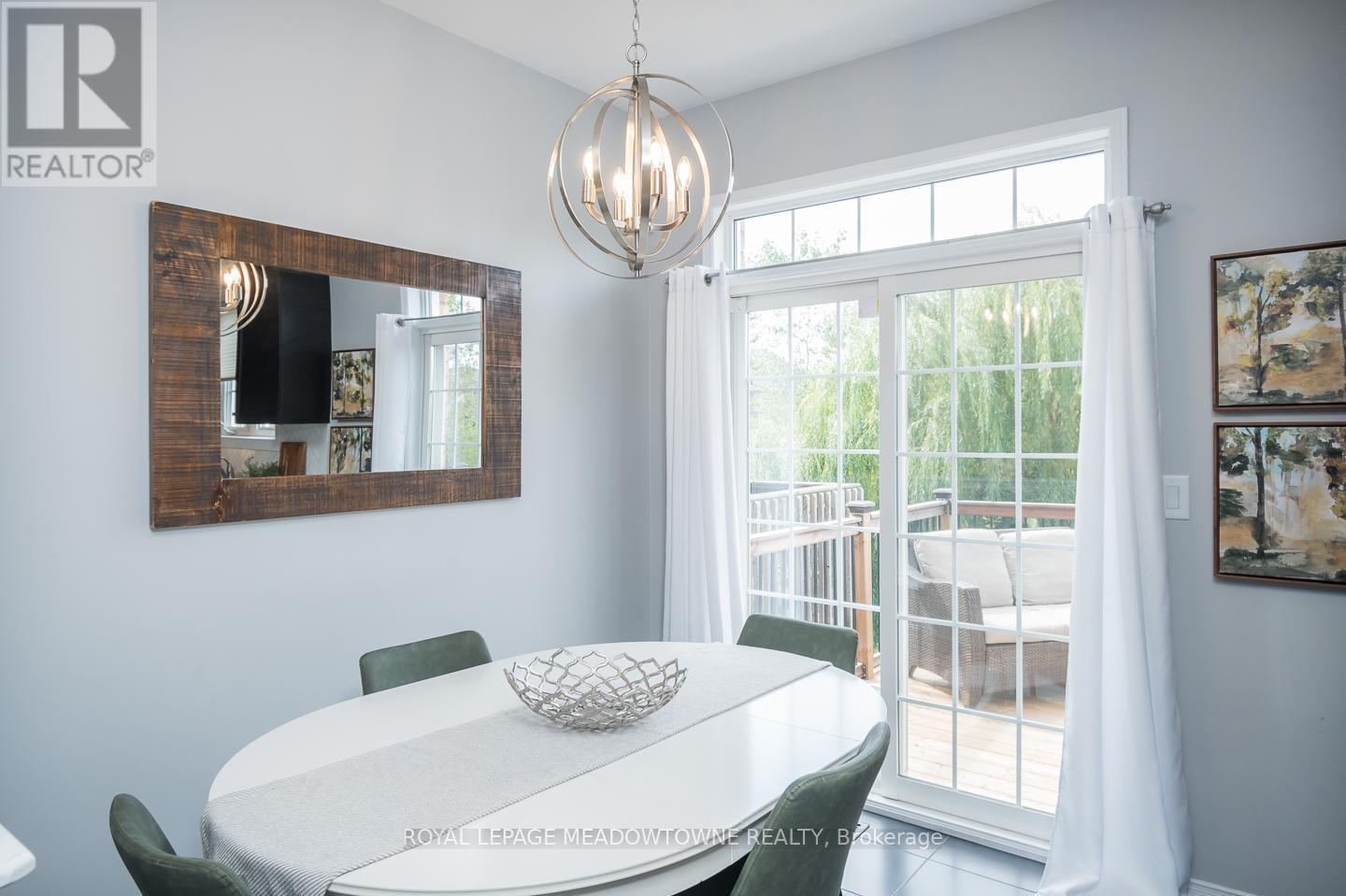 












16 - 745 FARMSTEAD DRIVE

,
Milton,




Ontario
L9T8B1

