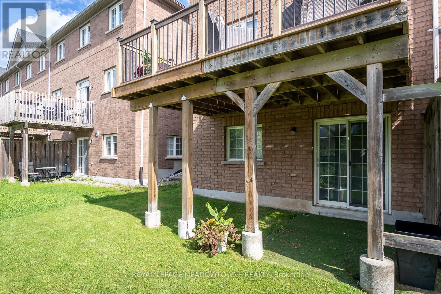 












16 - 745 FARMSTEAD DRIVE

,
Milton,




Ontario
L9T8B1

