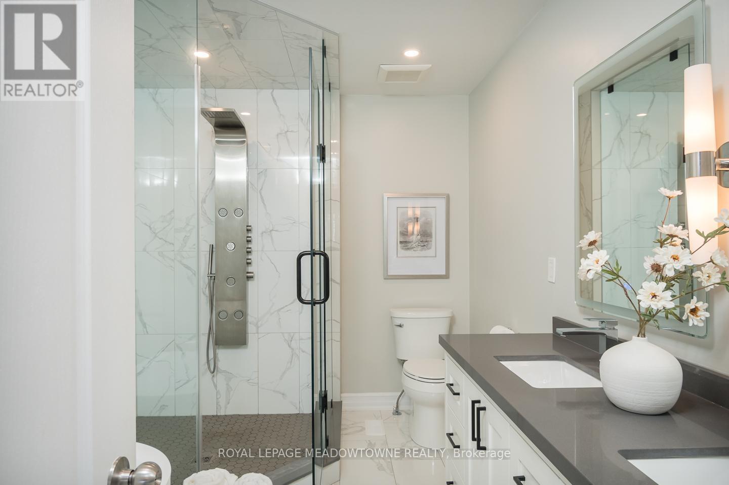 












16 - 745 FARMSTEAD DRIVE

,
Milton,




Ontario
L9T8B1

