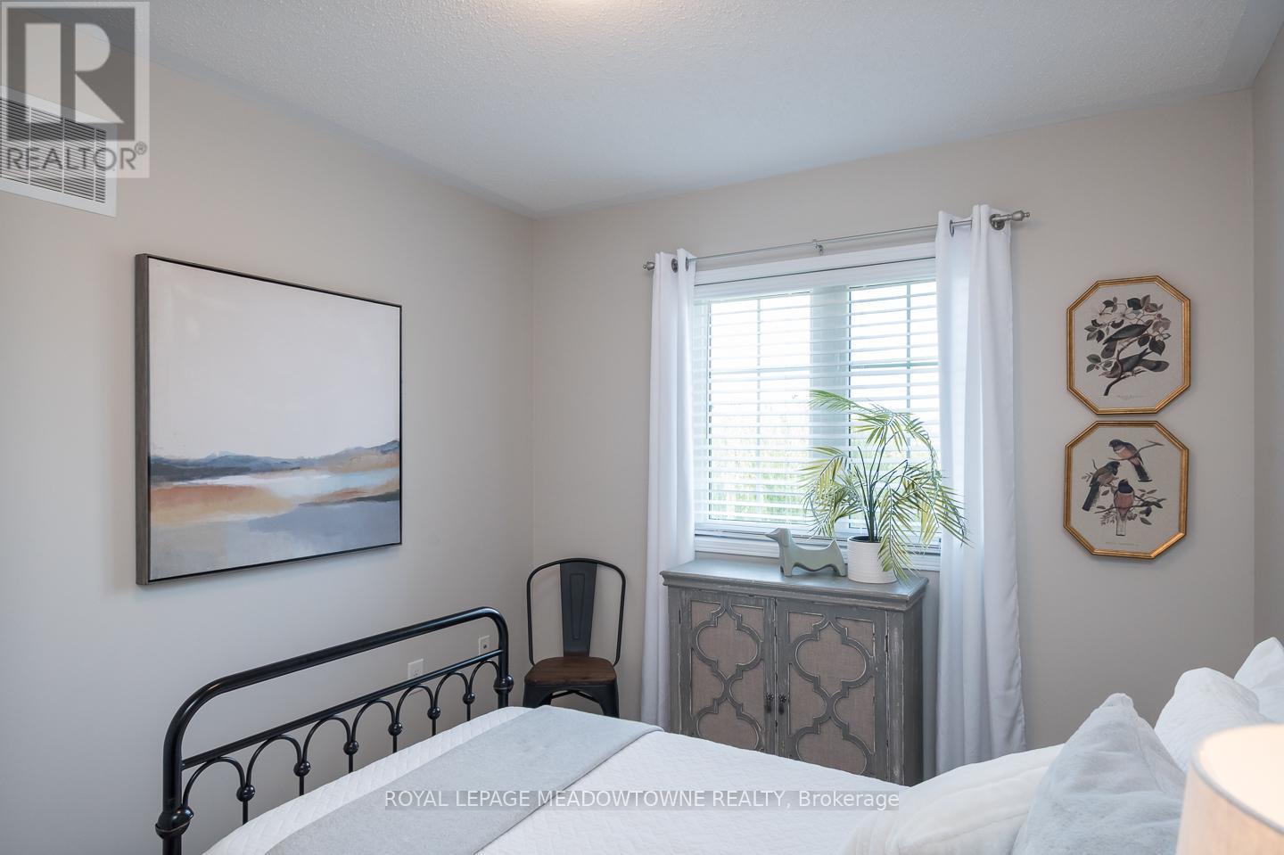 












16 - 745 FARMSTEAD DRIVE

,
Milton,




Ontario
L9T8B1

