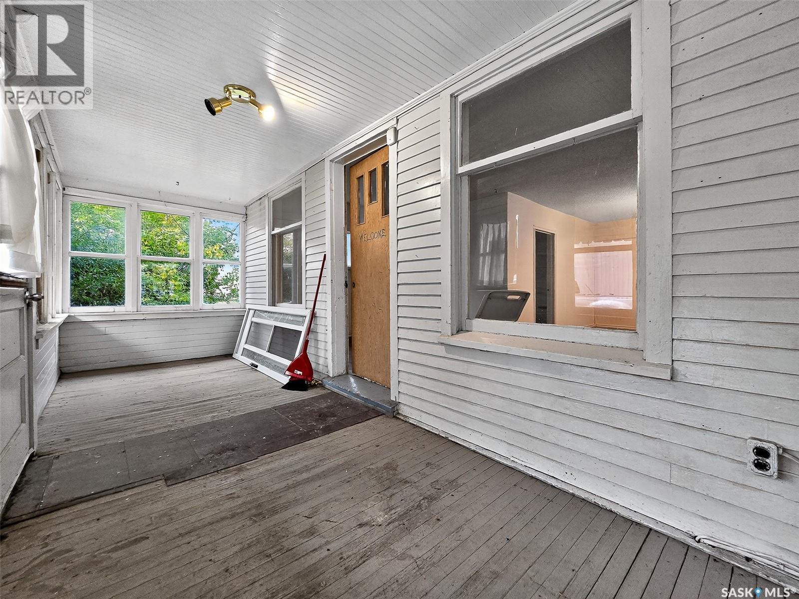 












311 3rd STREET

,
Chaplin,




Saskatchewan
S0H0V0

