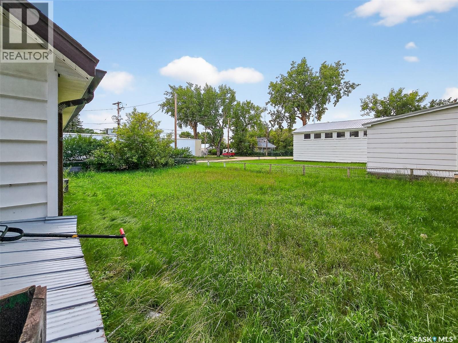 












311 3rd STREET

,
Chaplin,




Saskatchewan
S0H0V0

