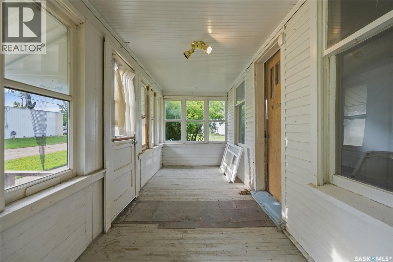 












311 3rd STREET

,
Chaplin,




Saskatchewan
S0H0V0

