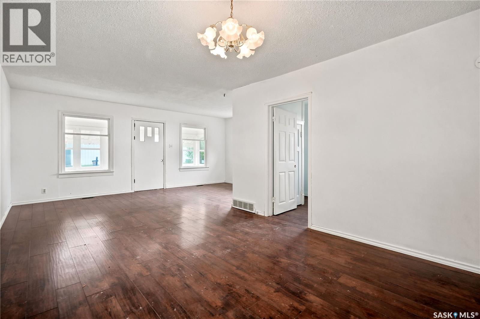 












311 3rd STREET

,
Chaplin,




Saskatchewan
S0H0V0

