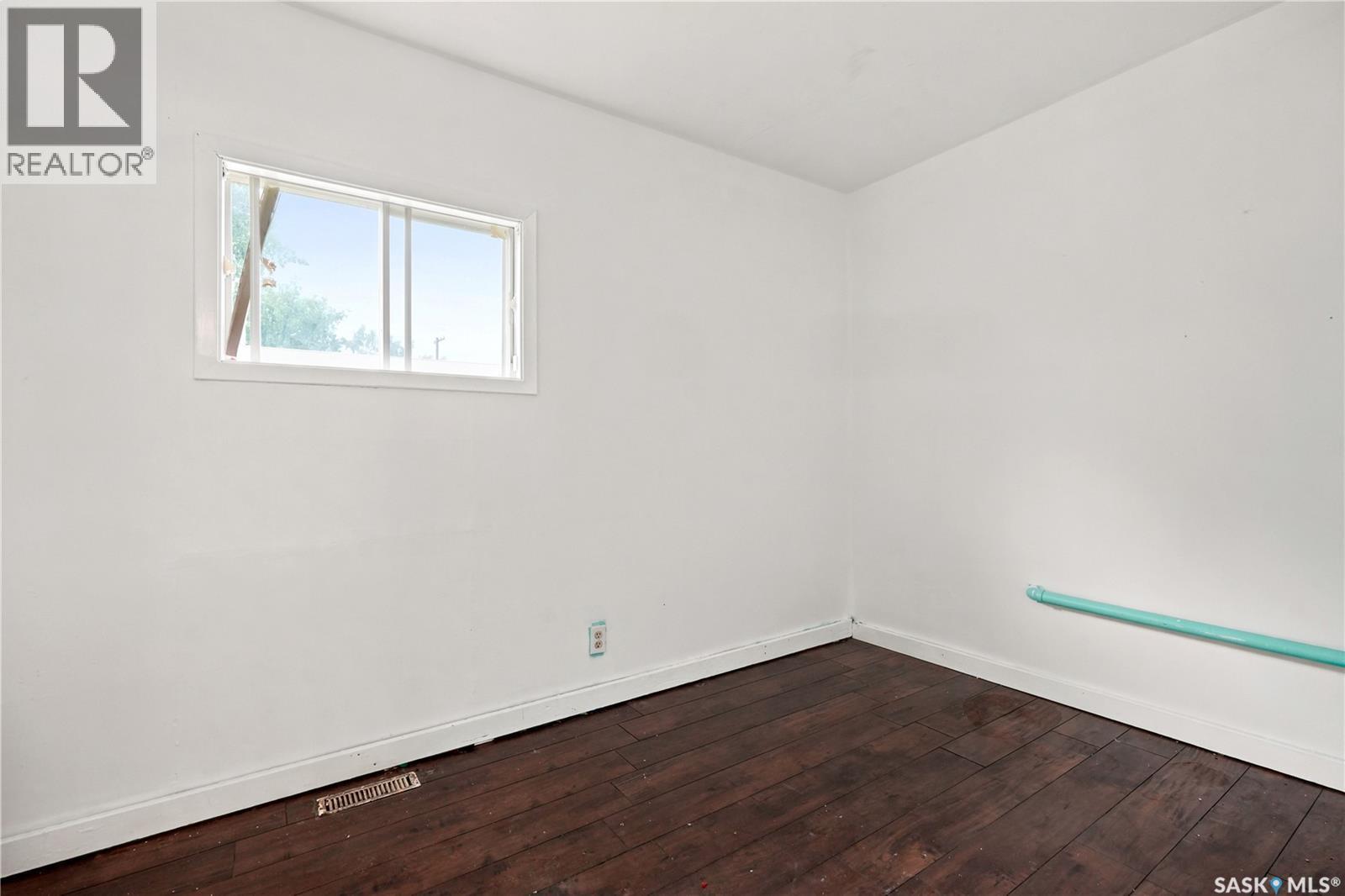 












311 3rd STREET

,
Chaplin,




Saskatchewan
S0H0V0

