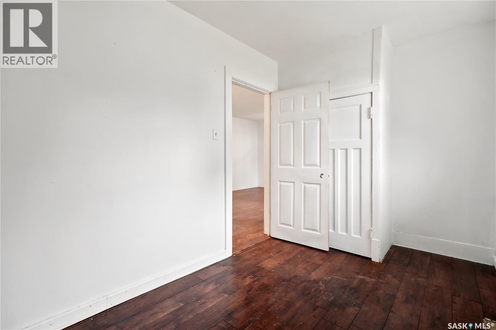












311 3rd STREET

,
Chaplin,




Saskatchewan
S0H0V0

