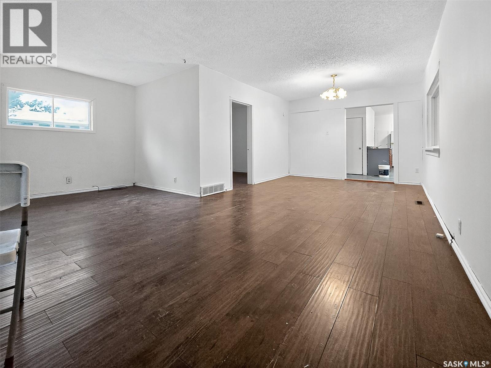 












311 3rd STREET

,
Chaplin,




Saskatchewan
S0H0V0

