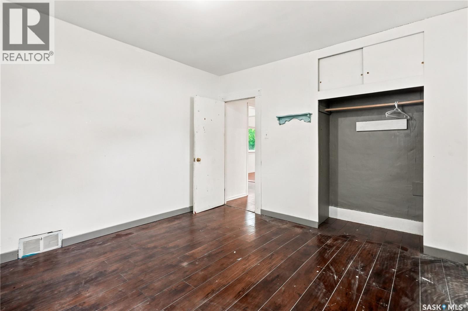 












311 3rd STREET

,
Chaplin,




Saskatchewan
S0H0V0

