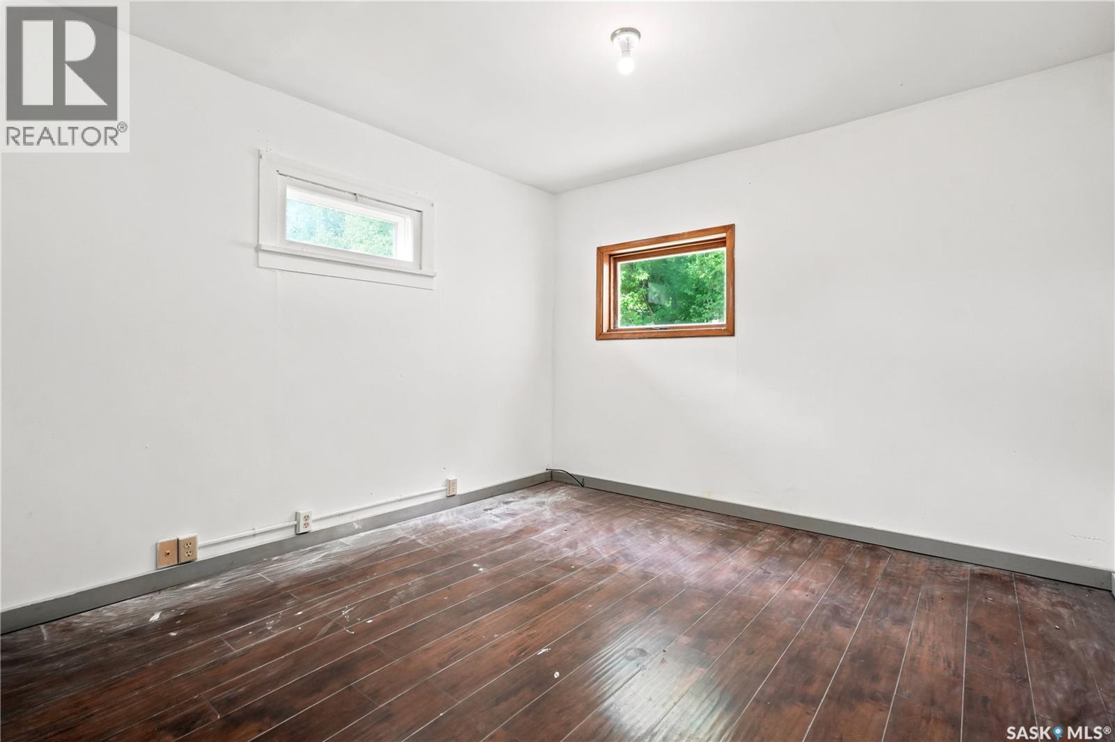 












311 3rd STREET

,
Chaplin,




Saskatchewan
S0H0V0

