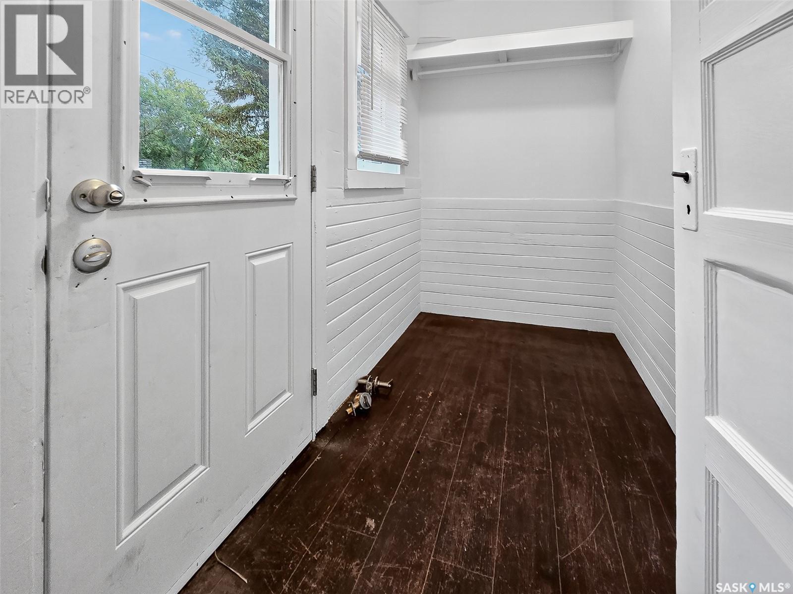 












140 1st AVENUE

,
Chaplin,




Saskatchewan
S0H0V0

