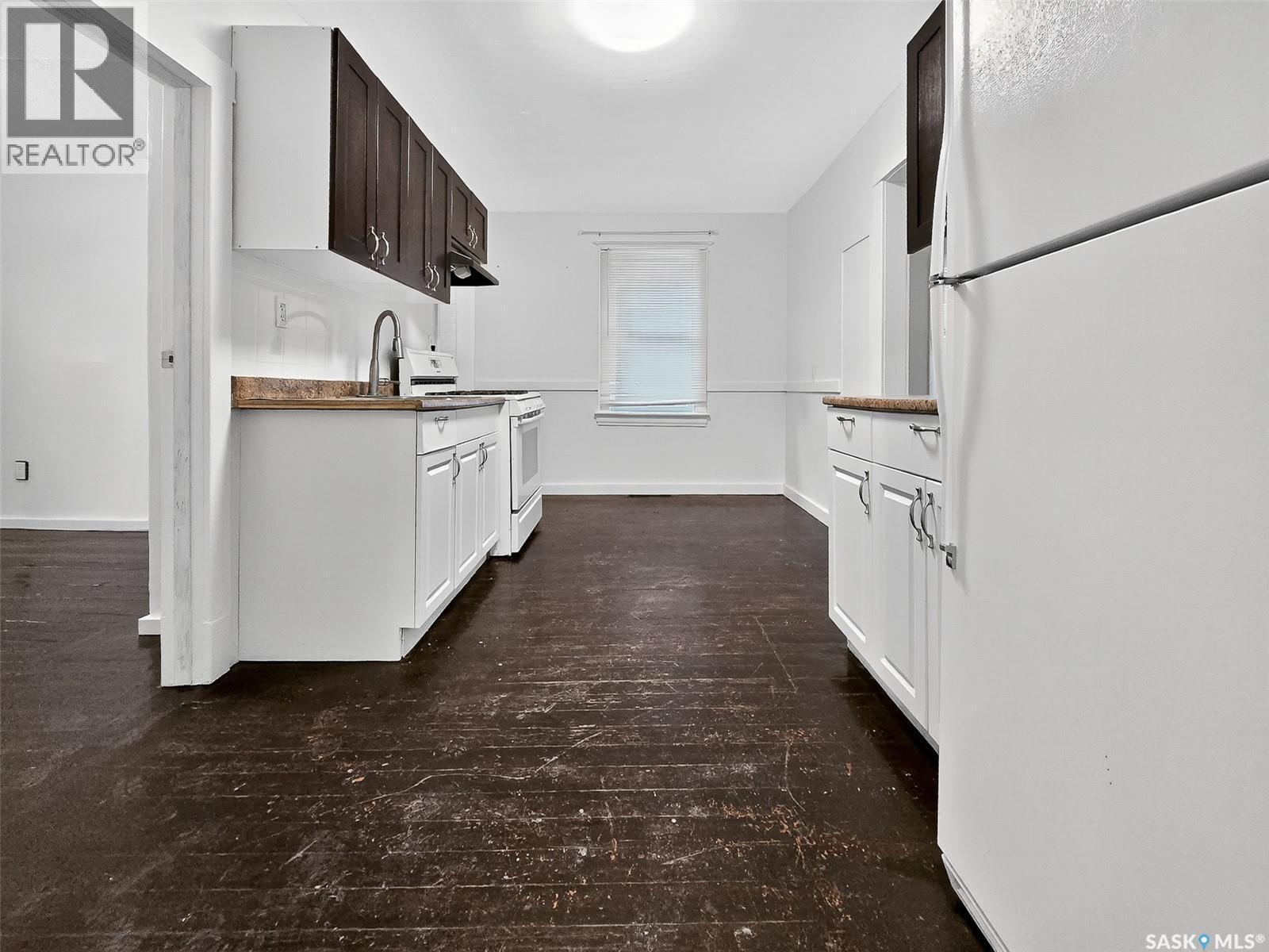 












140 1st AVENUE

,
Chaplin,




Saskatchewan
S0H0V0

