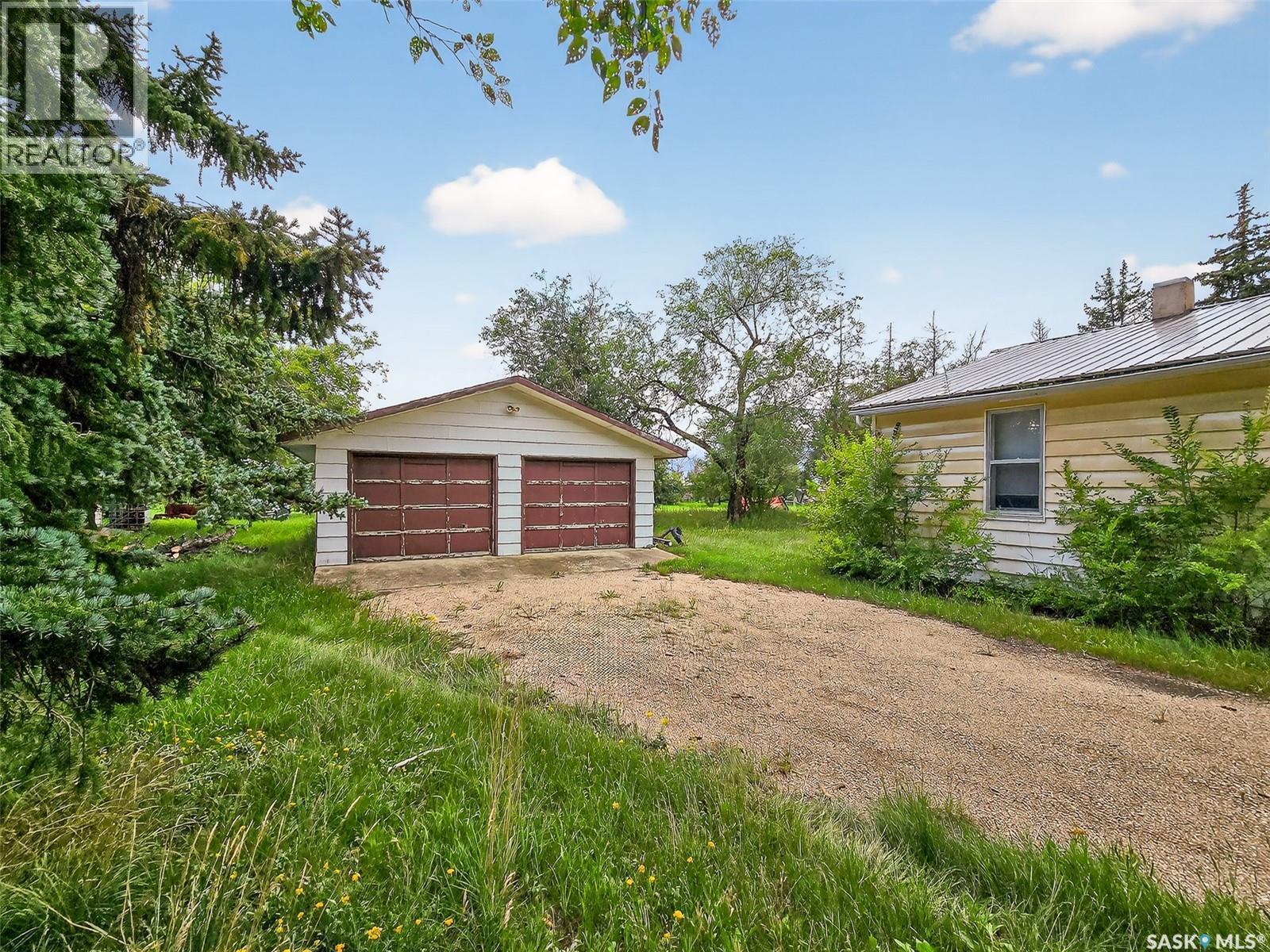 












140 1st AVENUE

,
Chaplin,




Saskatchewan
S0H0V0

