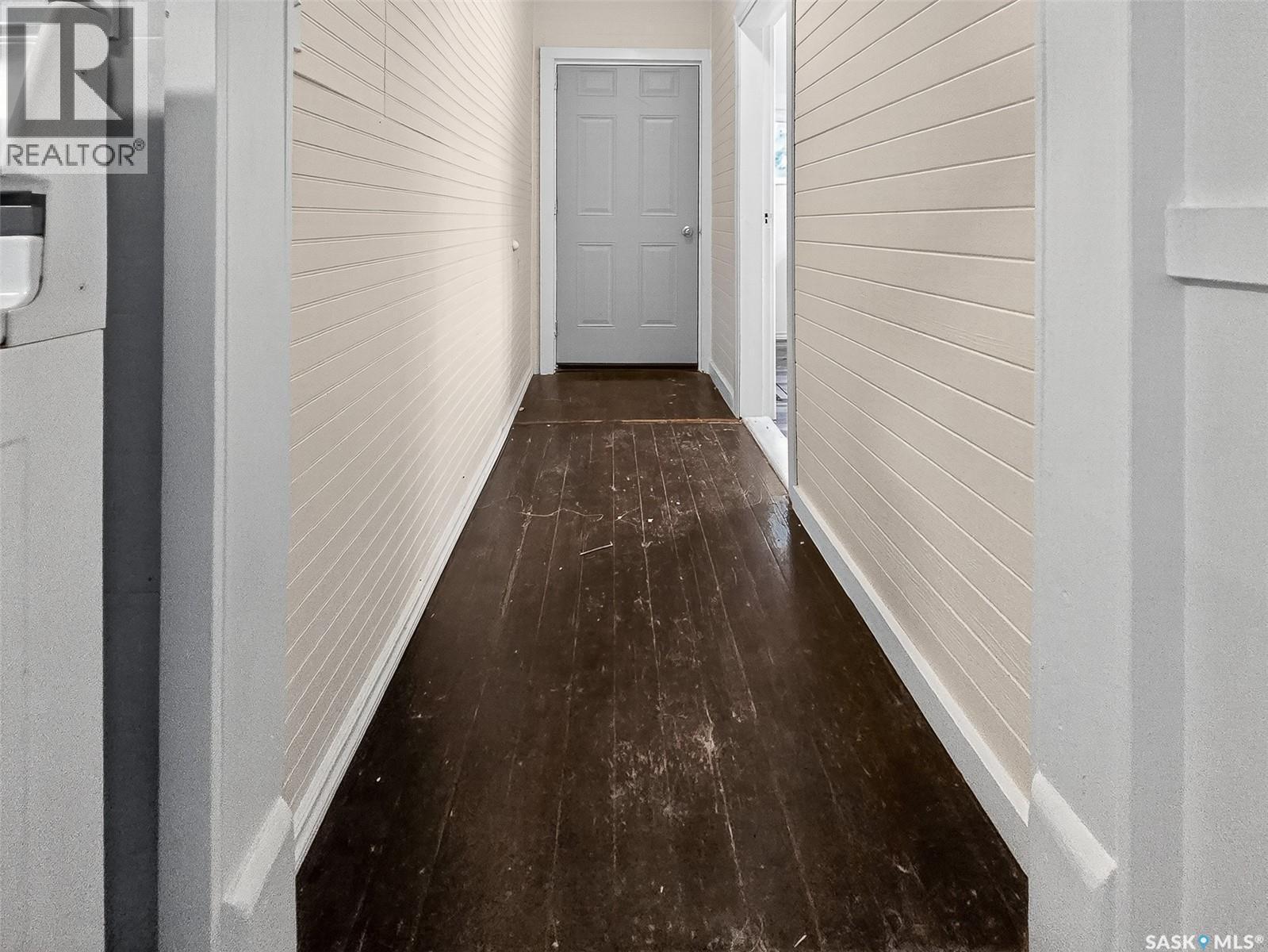 












140 1st AVENUE

,
Chaplin,




Saskatchewan
S0H0V0

