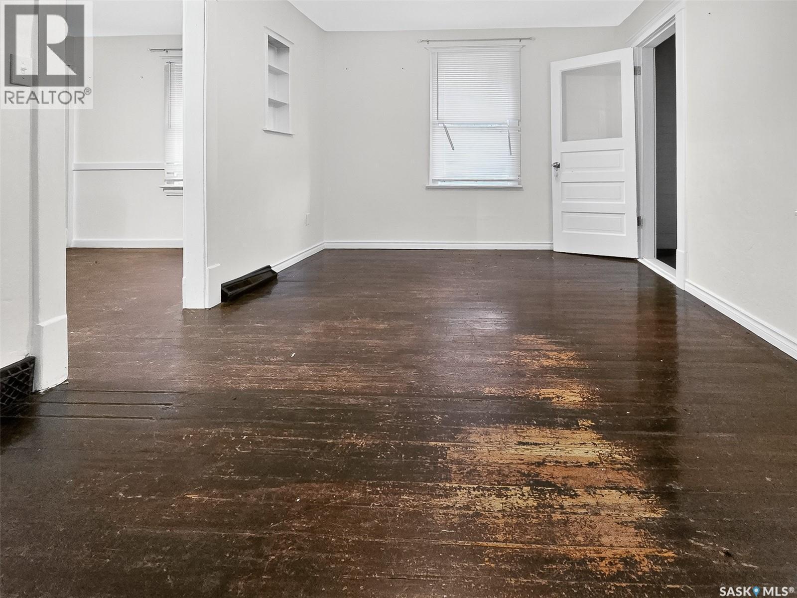 












140 1st AVENUE

,
Chaplin,




Saskatchewan
S0H0V0

