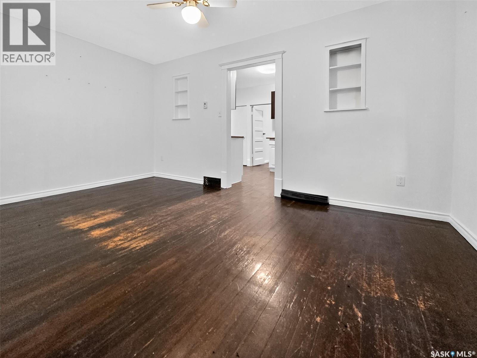 












140 1st AVENUE

,
Chaplin,




Saskatchewan
S0H0V0

