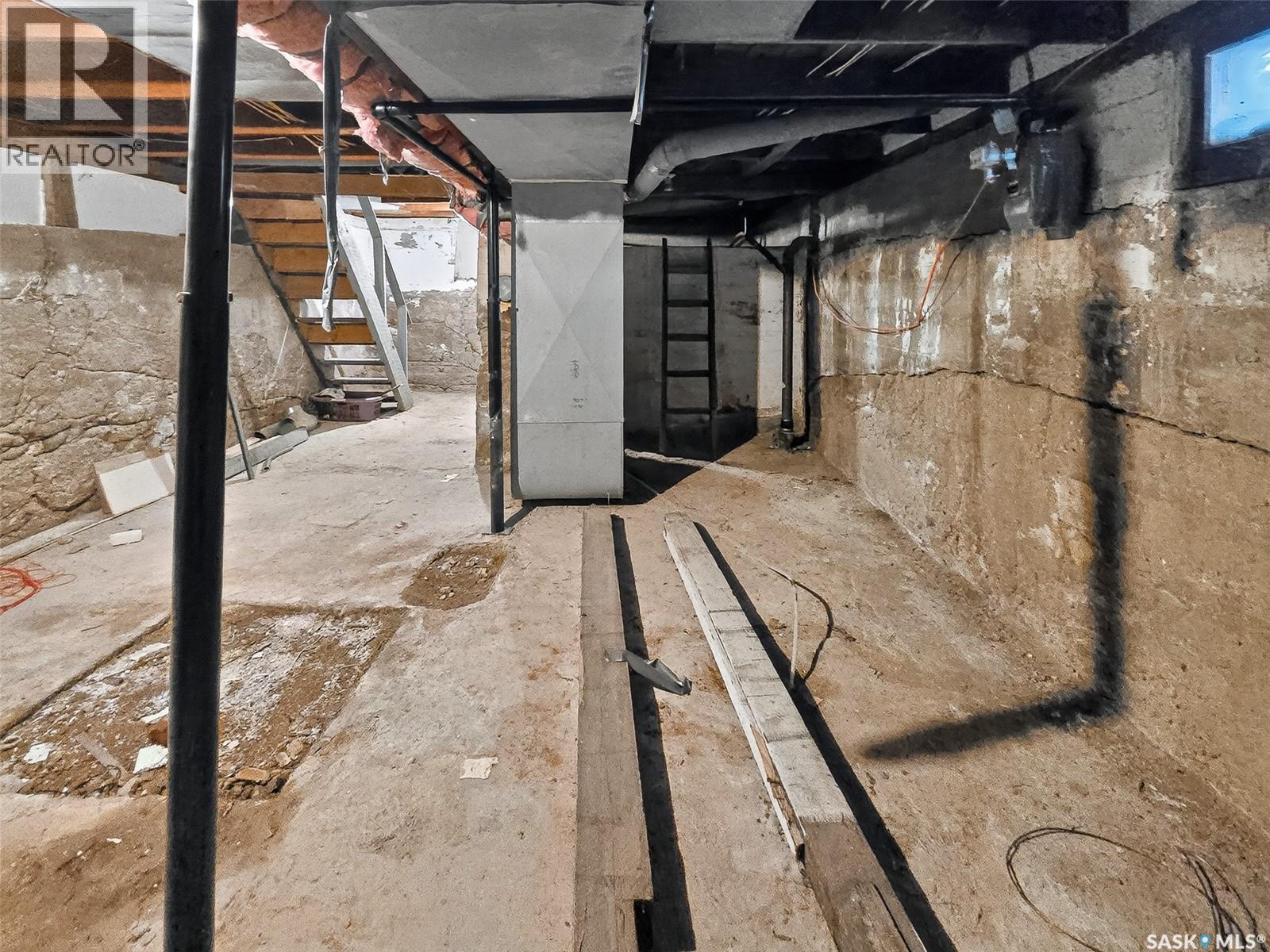 












140 1st AVENUE

,
Chaplin,




Saskatchewan
S0H0V0

