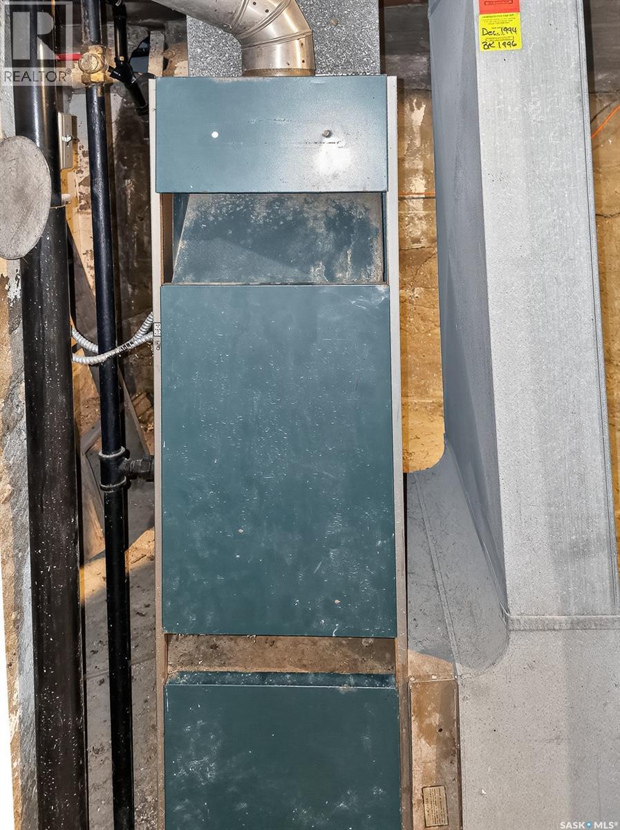 












140 1st AVENUE

,
Chaplin,




Saskatchewan
S0H0V0

