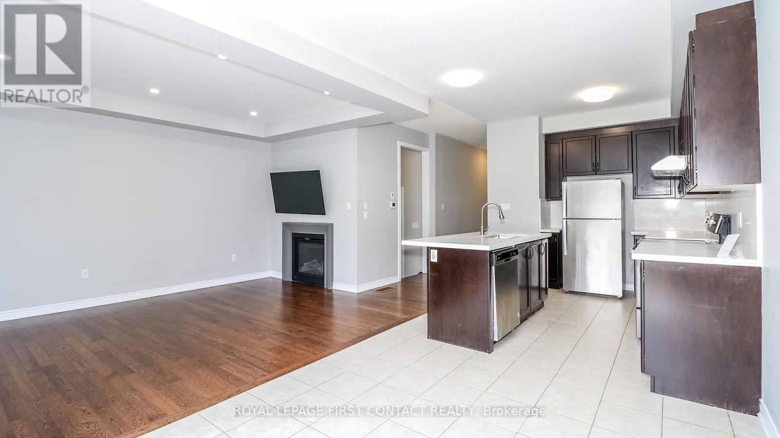 












53 MONDIAL CRESCENT

,
East Gwillimbury,




Ontario
L9N0S2

