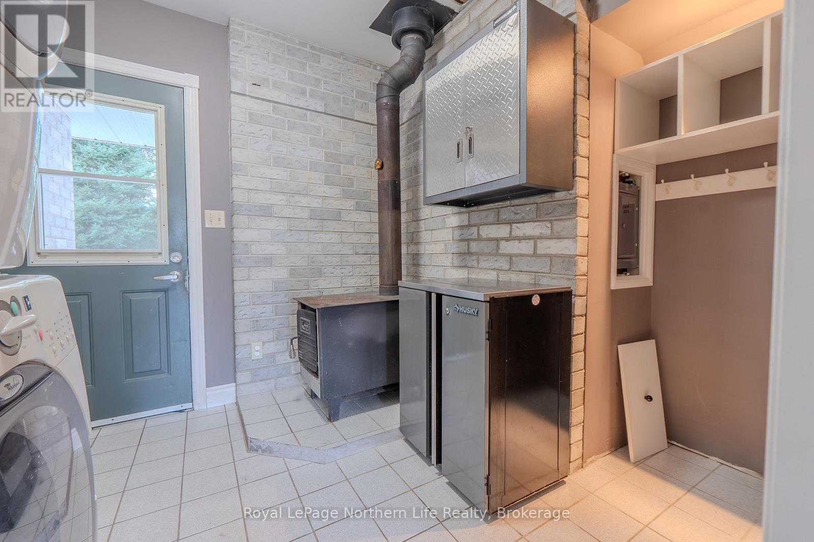 












1180 AIRPORT ROAD

,
North Bay (Airport),




Ontario
P1B8G2

