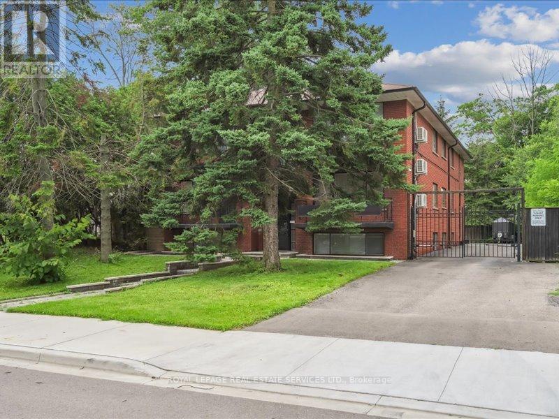 












18 THIRTY THIRD STREET

,
Toronto,




Ontario
M8W3G9

