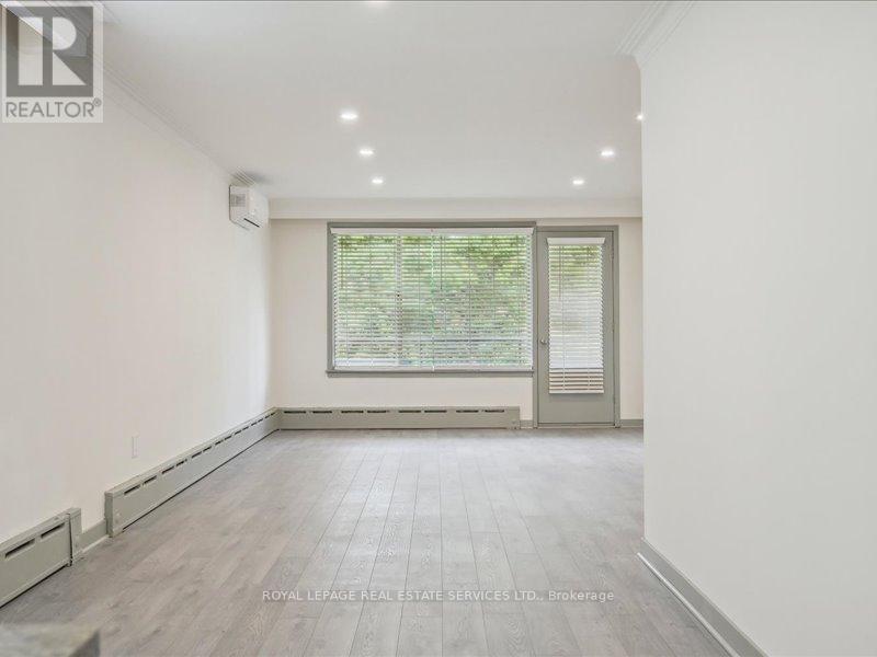 












18 THIRTY THIRD STREET

,
Toronto,




Ontario
M8W3G9

