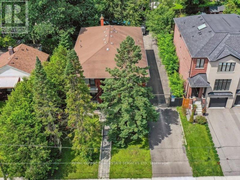 












18 THIRTY THIRD STREET

,
Toronto,




Ontario
M8W3G9

