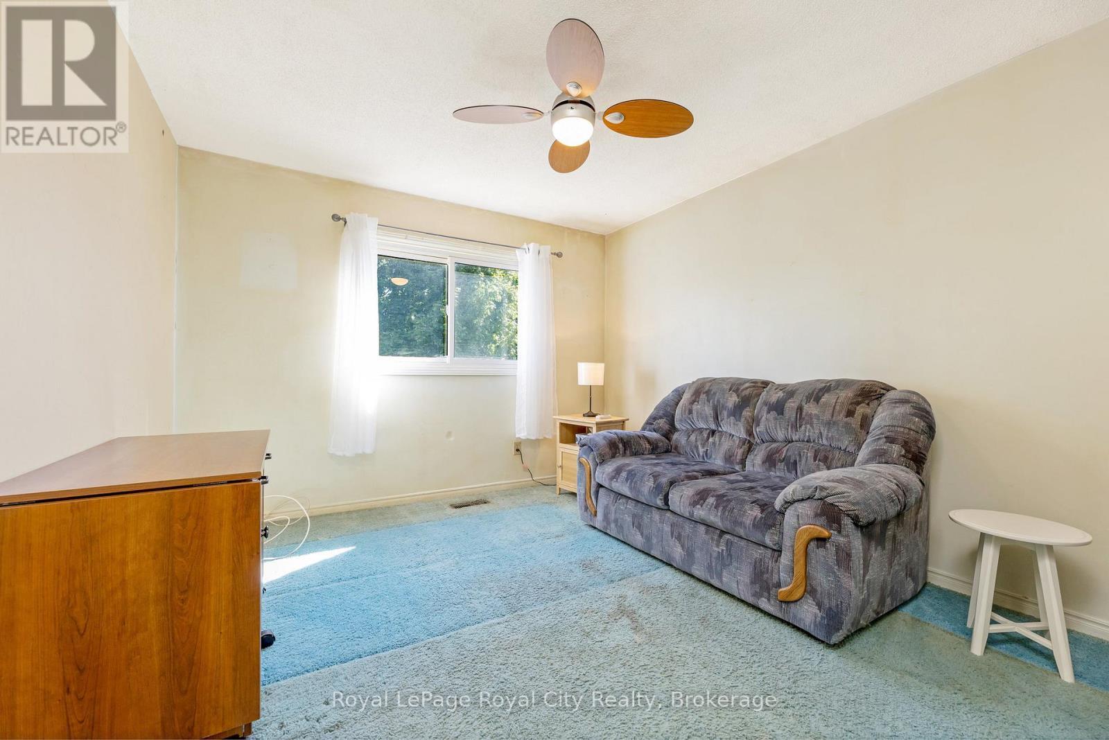 












5949 PAGOSA COURT

,
Mississauga (Streetsville),




Ontario
L5M2M8

