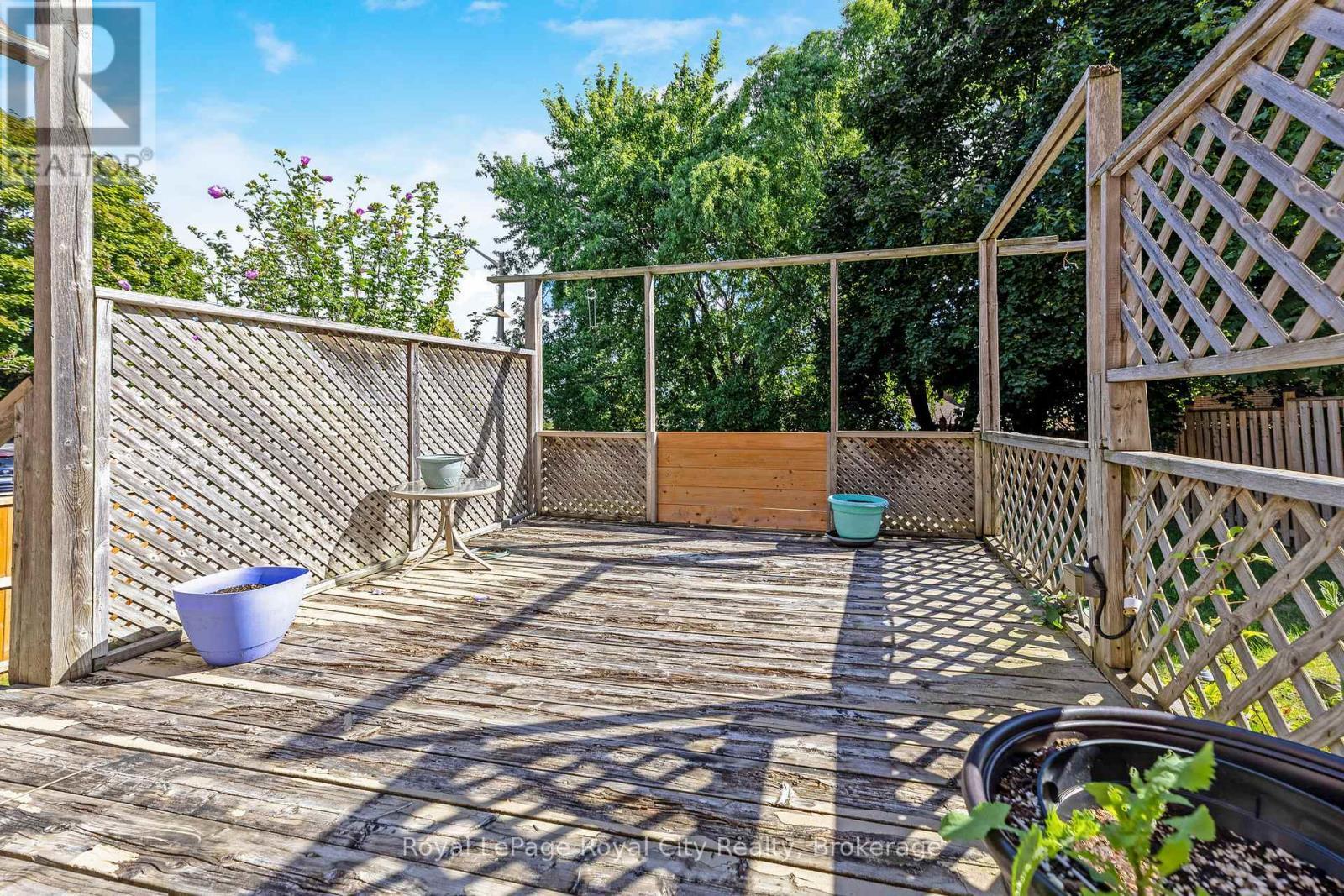 












5949 PAGOSA COURT

,
Mississauga (Streetsville),




Ontario
L5M2M8

