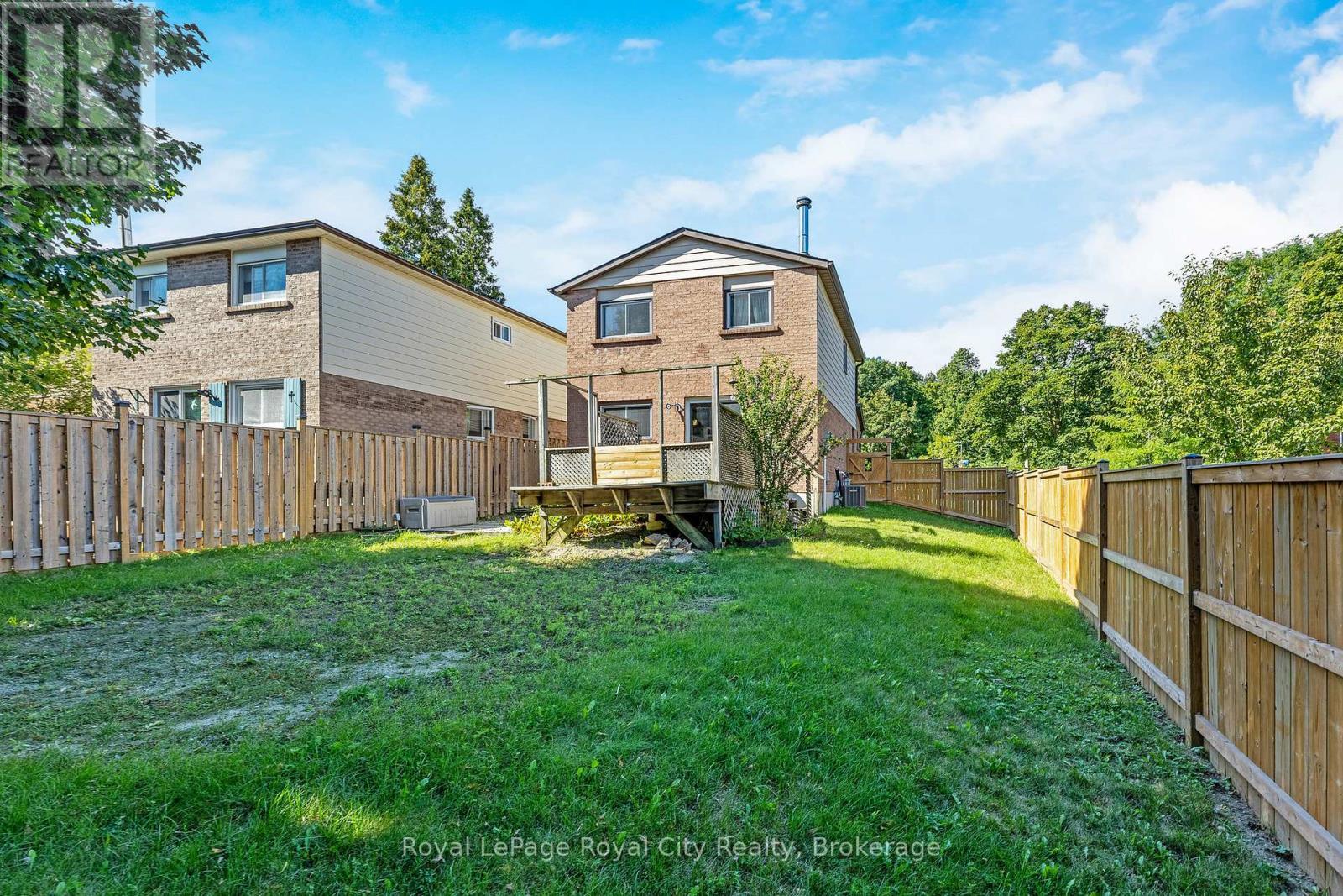 












5949 PAGOSA COURT

,
Mississauga (Streetsville),




Ontario
L5M2M8

